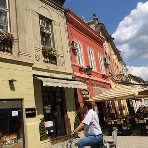 Meet your Posher, Ildiko